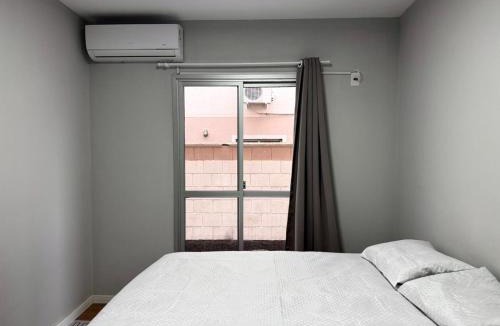 Areias Apartment | Apto Térreo Completo Refúgio Areias com Ar Cond 5 Hóspedes Próximo a Florianópolis