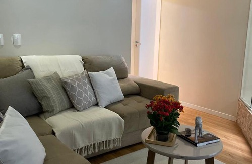 Velha Apartment | Apto todo climatizado a 5min da Vila Germânica, 3 quartos mais um quarto conjugado, berço e garagem