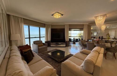 Itapema Apartment | Apto totalmente FRENTE MAR, 4 quartos, alto padrão, Itapema
