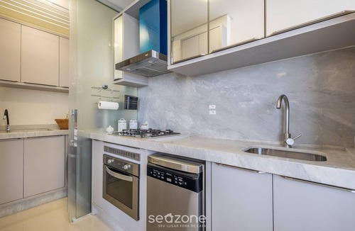 Itacolomi Apartment | Apts in Building w/Pool 120 m From the Beach - LTT