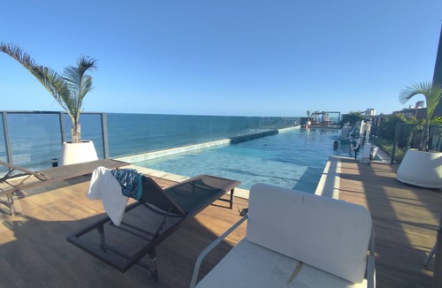 Armacao Apartment | Art Studio - Armação Beach - Oceanfront Studio with Gourmet Balcony 36m Unit 107