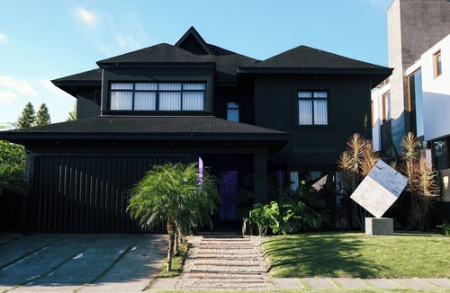 Jurere Internacional House | Artistic Dream Mansion in Jurere International, Brazil