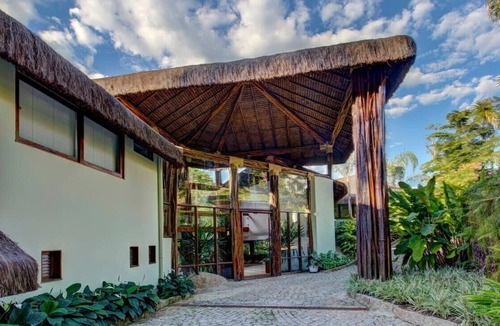 Mangaratiba Villa | Authentic Villa with Pool and Deck - ANG002