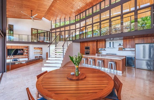 Tamarindo Villa | Award Nominated Villa, 5BDR, Pool, Gym, Oceanview, Staff