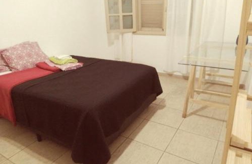 Zona Leste House | Azós residência, artes e intercâmbios