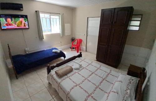 Centro House | Básico e funcional, com 2 ambientes, sem fogão, com garagem, zona nobre
