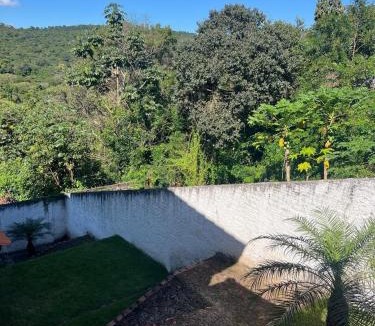 Lencois House | Barbosa Acomodações (Flat 2)