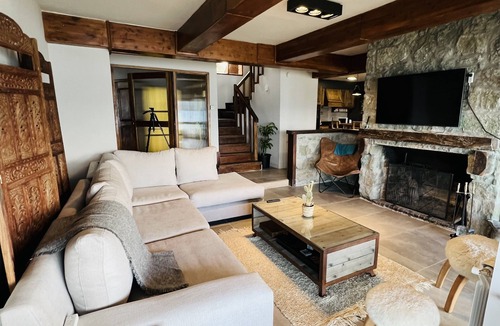 Golondrinas Ski Chalet | Bariloche front lake house, Les 2 Chalets, amazing view and location!