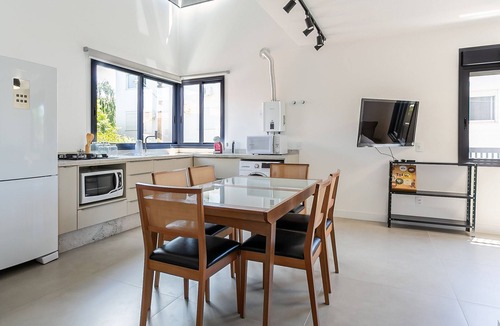 Jurere Apartment | BBQ Grill | 350m from Jurerê Beach #JA21