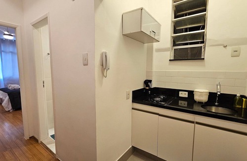 Copacabana House | Beach Breeze Studio 5 Mins from Copacabana Beach