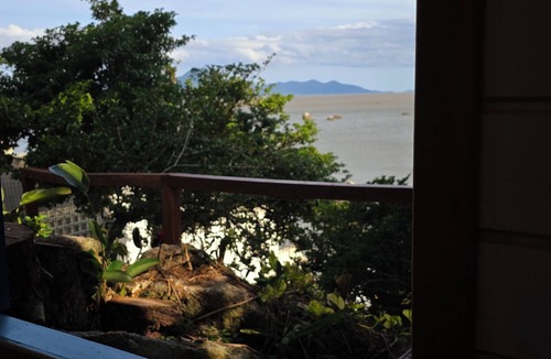 Itaguacu Ski Chalet | Beach Cottage in Florianópolis