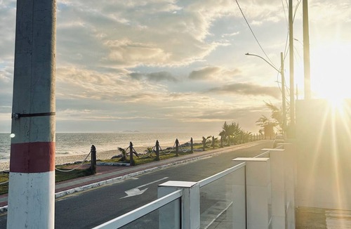 Marica House | Beach house right on Barra da Maricá