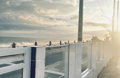 Marica House | Beach house right on Barra da Maricá