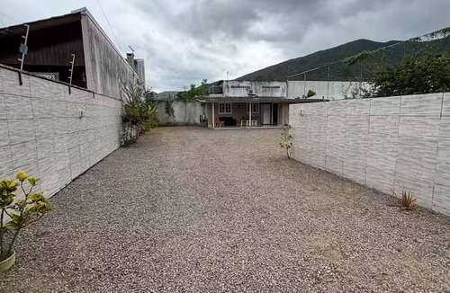 Palhoca House | Beach house with air conditioning | private pool