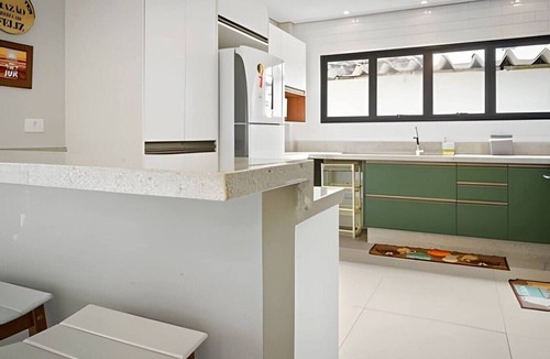 Guarutuba House | Beachfront with pool - Costa do Sol