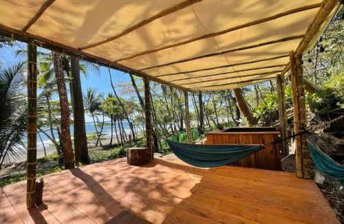 Manzanillo House | Beachfront tiny Bungalow