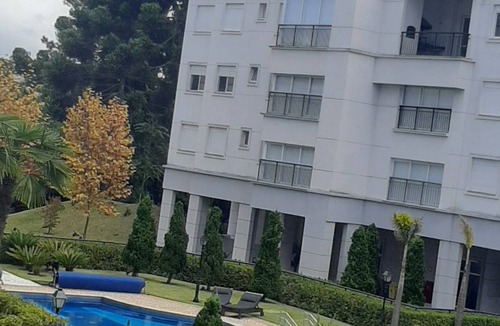 Vila Inglesa Apartment | Beautiful apartment in Campos do Jordão with resort structure.