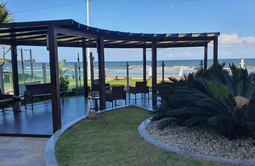Itapema Apartment | Beautiful apartment facing the sea.