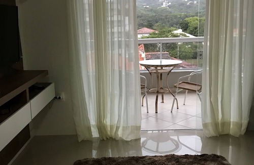 Bombas Apartment | Beautiful beachfront apartment, 100m from Bombas beach, Bombinhas SC