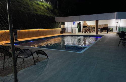 Ibiuna House | Beautiful farm with swimming pool, barbecue, comfort and fun in Ibiúna.
