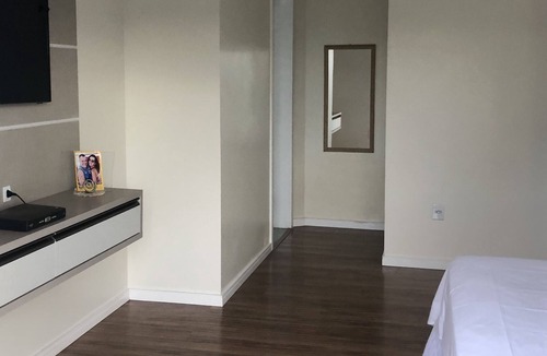 Barra da Lagoa House | Beautiful house with pool and 4 suites in a condominium