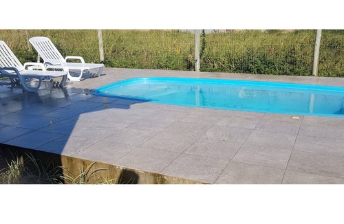 Arroio House | Beautiful house with Wi-Fi, swimming pool and barbecue.