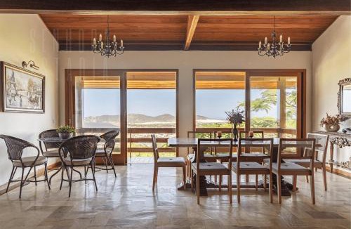 Florianopolis House | Beautiful Mansion with Jacuzzi and Lagoon View