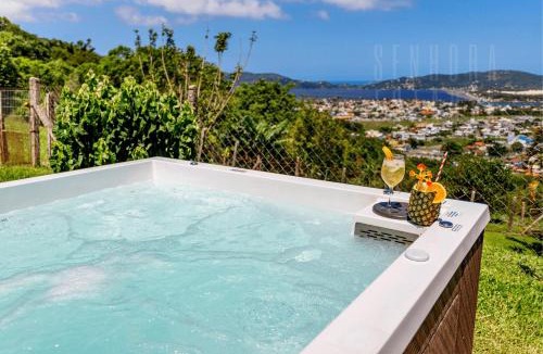 Florianopolis House | Beautiful Mansion with Jacuzzi and Lagoon View
