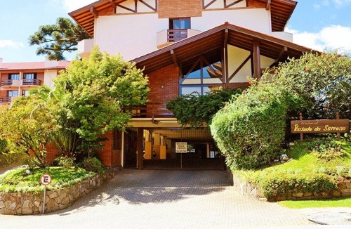 Gramado City Centre Apartment | Beautiful studio unit at resort, sleeps 4