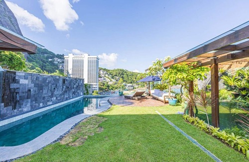 Vidigal Villa | Beautiful villa by the sea in Leblon - Leb010