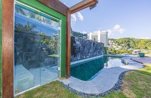Vidigal Villa | Beautiful villa by the sea in Leblon - Leb010