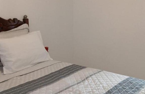 Ponta Grossa House | Bem localizada, perto da Praça Matriz