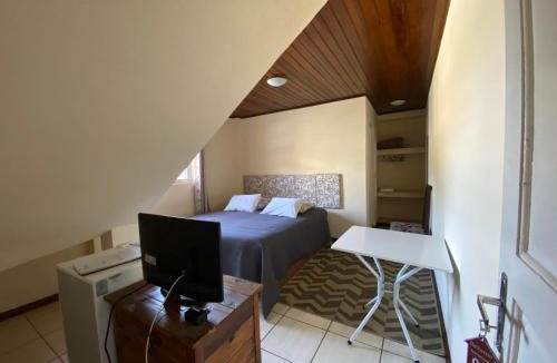 Abernessia House | Betume