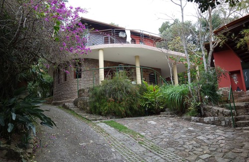 Sambaqui House | Between the green and the sea with beautiful sea view