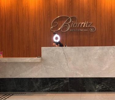 Setor Hoteleiro Norte Apartment | BIARRITZ- Bem Localizado e Confortável!