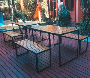 Vila do Abraao Hostel | Biergarten Suites
