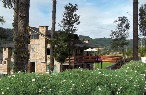 Nova Petropolis Hotel | Bina's Haus Pousada, Cafeteria e Atelier