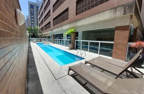 Pompeia Apartment | Book Santos Unique 1604 Vista Mar Pertinho da Praia