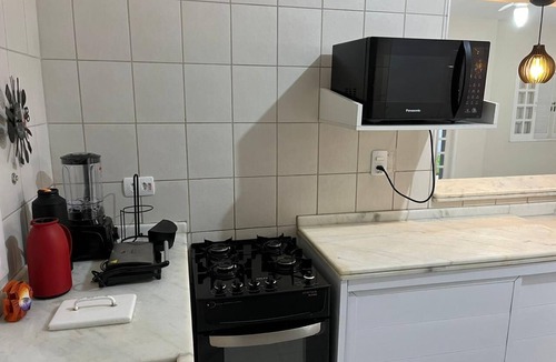 Balneario Praia do Pernambuco House | 5 minutes walk to Mar Casado Guaruja Beach