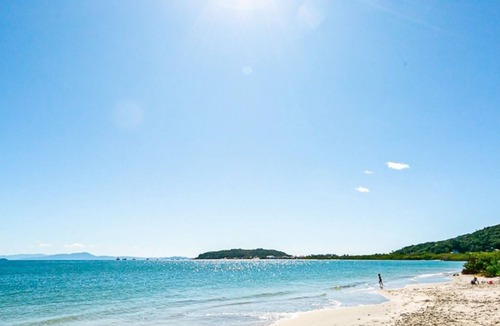 Ponta das Canas Villa | Delightful Large and Comfortable Home with Pool in Florianopólis- Brazil