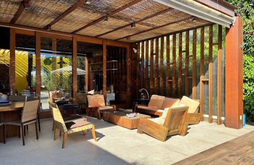Manguinhos House | Mansion with pool in front of stylish beach - Búzios