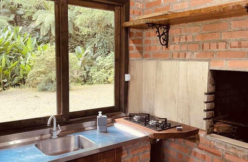 Timbo Ski Chalet | Chalé com Piscina no Alto da Montanha a Poucos Minutos de Pomerode