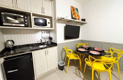 Ingleses Norte Apartment | Wake up to the Sea Breeze