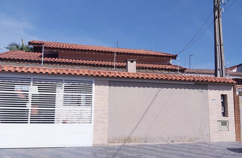Parque Oasis House | Casa Para Locação em Peruíbe/oasis, com Internet e 12 Minutos a pé da Praia