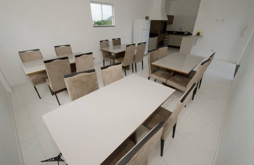 Praia da Armacao do Itapocoroi Apartment | Apto Novinho A.290 mts do Parque Beto Carrero