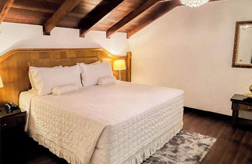 Matriz Hotel | Bride’s Dream Stay—Elegant Suite with Breakfast, Garden & Romance in Curitiba