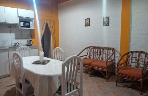 Vistalba Apartment | Bright, comfortable apartment in Lujan de Cuyo