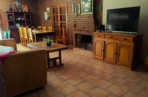 Posadas House | Brisa de la costa Casa con pileta y ubicación premium