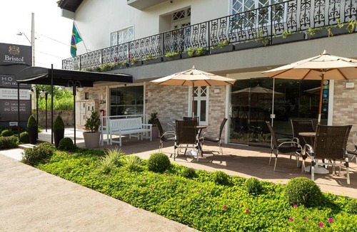 Bucarein Hotel | Bristol Sabrina Hotel de Charme Joinville