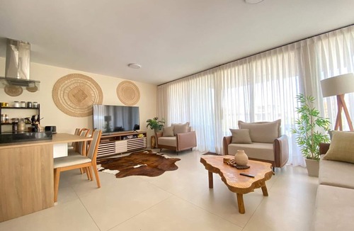 Marina House | Buzios - Luxury, Pool and Boat at the Door